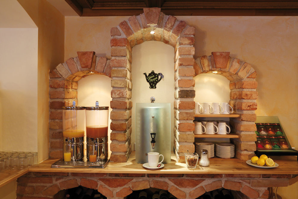 גרלוס Hotel Maria Theresia מראה חיצוני תמונה
