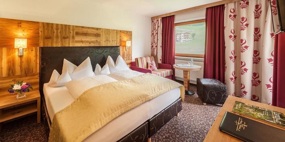 גרלוס Hotel Maria Theresia מראה חיצוני תמונה