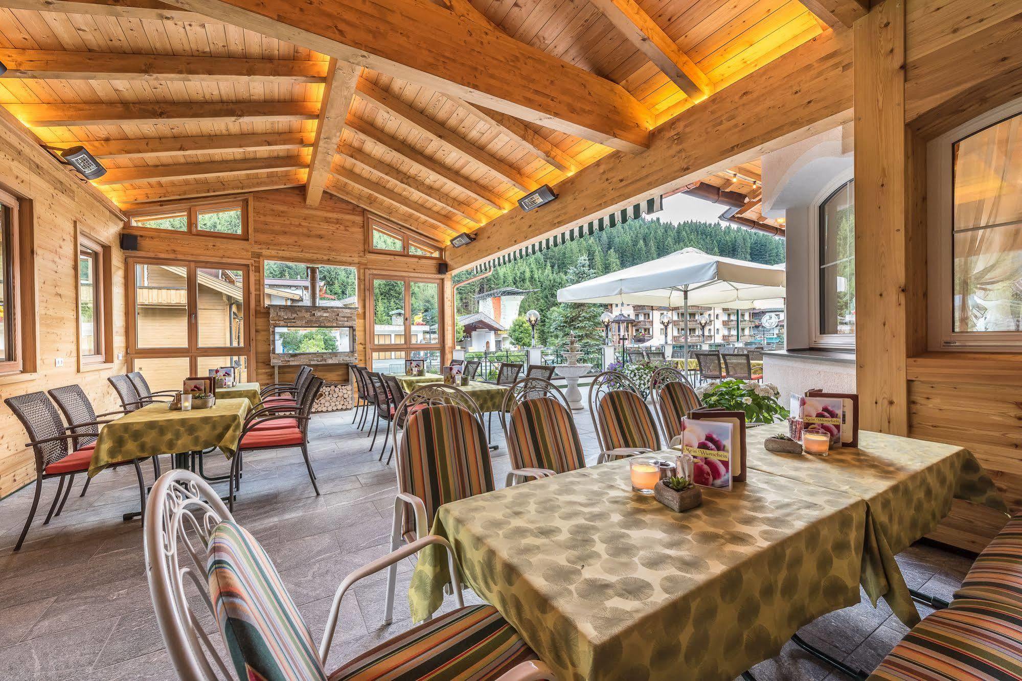 גרלוס Hotel Maria Theresia מראה חיצוני תמונה